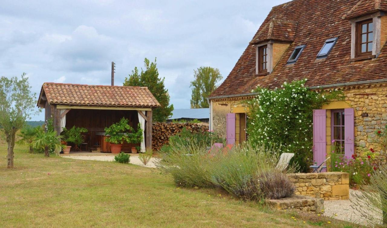 Chambre D'Hotes La Ferme De La Croix. Saint-Avit-Senieur Bagian luar foto