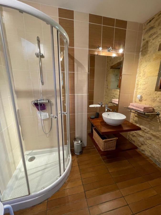 Chambre D'Hotes La Ferme De La Croix. Saint-Avit-Senieur Bagian luar foto