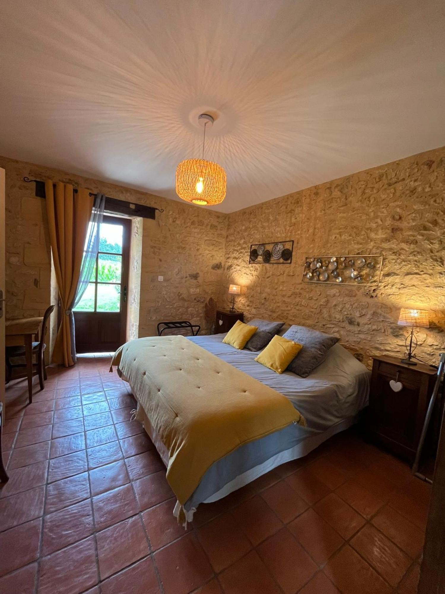 Chambre D'Hotes La Ferme De La Croix. Saint-Avit-Senieur Bagian luar foto